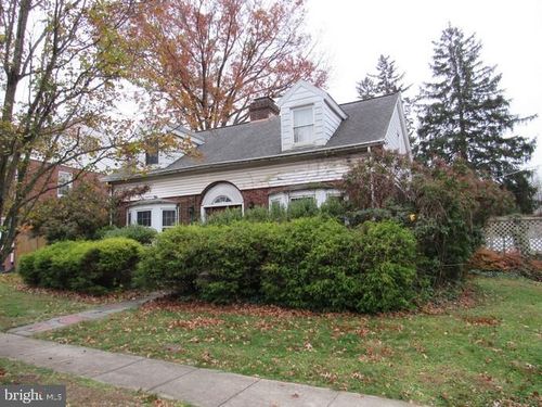 305 Montrose St, HARRISBURG, PA, 17110-1458 | Card Image