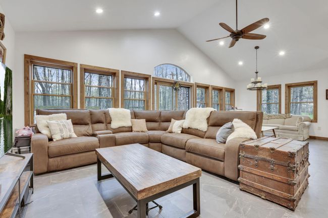 221 Forward Pass Rd Sw, House other with 3 bedrooms, 2 bathrooms and null parking in Pataskala OH | Image 25
