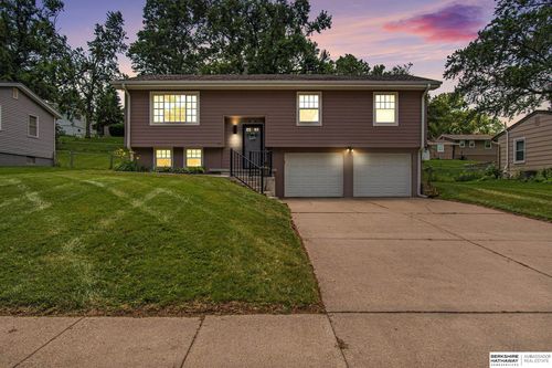 10011 Pratt St, Omaha, NE, 68134-4541 | Card Image