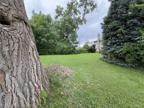 00 Maynard St, Clinton Township, MI, 48035 | Card Image