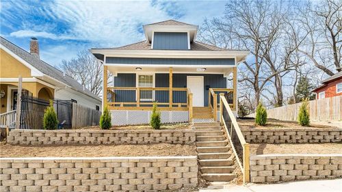 2522 Chelsea Ave, Kansas City, MO, 64127-4636 | Card Image