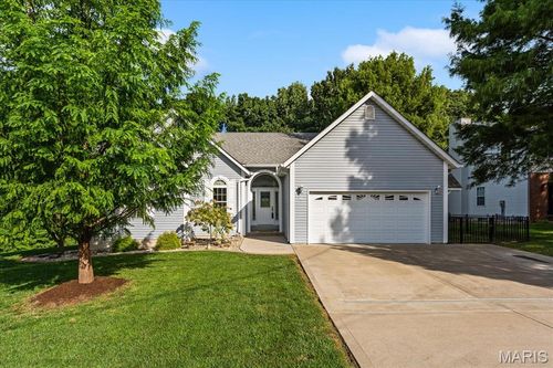 841 E Lake Drive, Edwardsville, IL, 62025 | Card Image