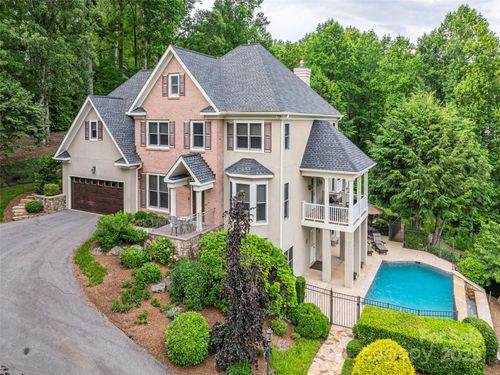 1 Hickory Rdg, Fletcher, NC, 28732-9432 | Card Image
