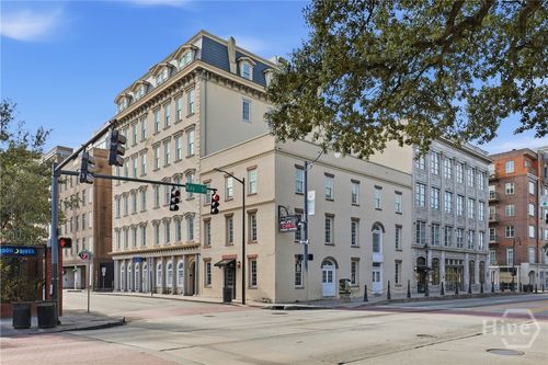 203e-5 Whitaker St, savannah, GA, 31401-2676 | Card Image