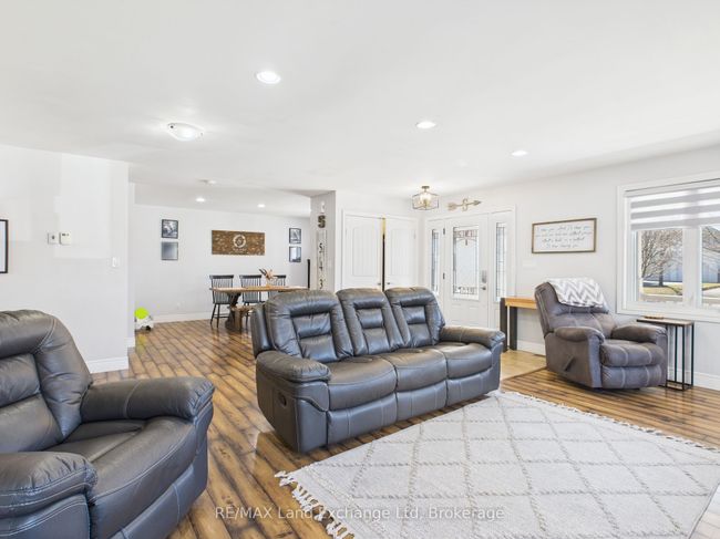 91 Park St, House other with 3 bedrooms, 3 bathrooms and 2 parking in Goderich ON | Image 9