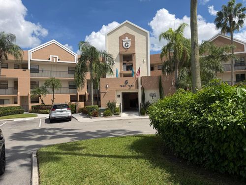 106-7510 Fairfax Dr, Tamarac, FL, 33321-4339 | Card Image