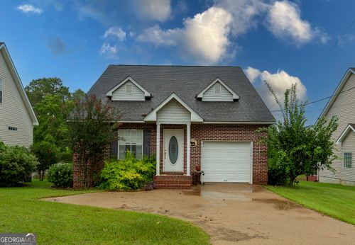 31 Crescent Cv, Thomasville, GA, 31757-4857 | Card Image