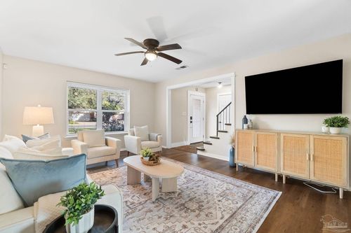 2709 Sunrunner Ln, Gulf Breeze, FL, 32563-5507 | Card Image