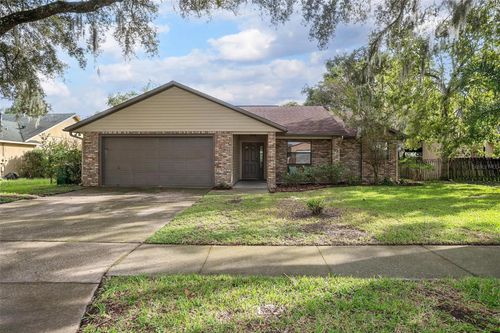 418 Berwick Cir, Deland, FL, 32724-4667 | Card Image
