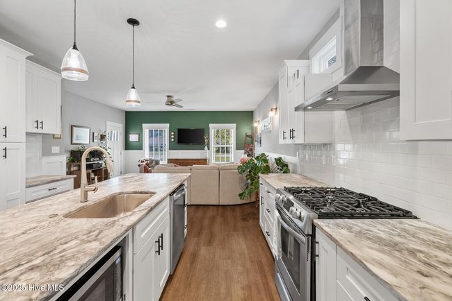 1608 Forrest Dr, House other with 3 bedrooms, 2 bathrooms and 1 parking in Elizabeth City NC | Image 16