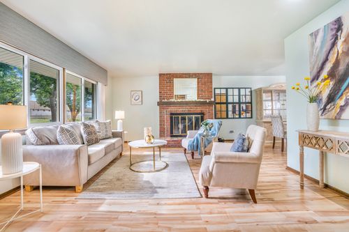 510 Mills St, Hinsdale, IL, 60521-2431 | Card Image