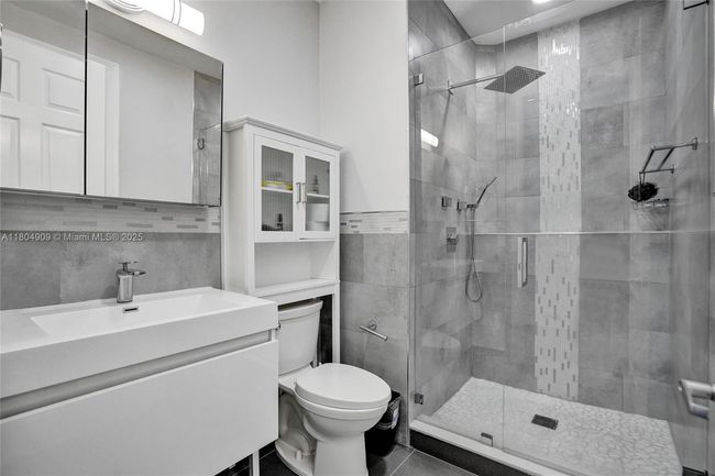 10457 Laurel Rd, House other with 6 bedrooms, 6 bathrooms and null parking in Davie FL | Image 46