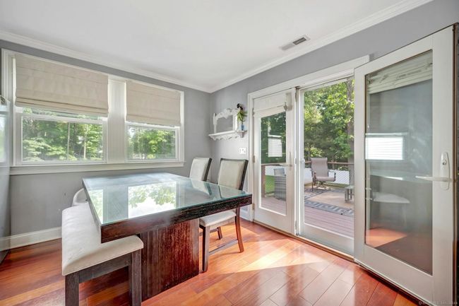 In Law Dining area | Image 18