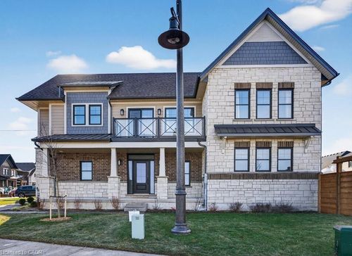 7-100 Watershore Dr, Hamilton, ON, L8E5C7 | Card Image