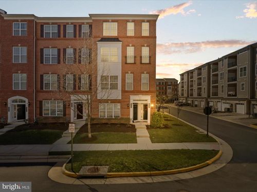 43205 Thoroughfare Gap Ter, ASHBURN, VA, 20148-6302 | Card Image