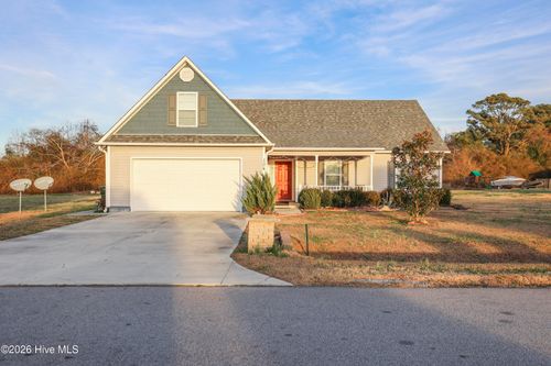 104 Buckskin Dr, Pollocksville, NC, 28573-1100 | Card Image