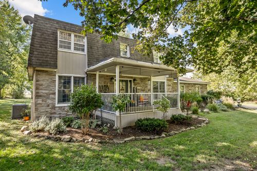 16200 Green Rd, Harvard, IL, 60033-9621 | Card Image