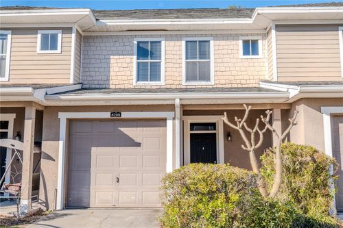 8208 Downpatrick Ct, TAMPA, FL, 33610-8076 | Card Image