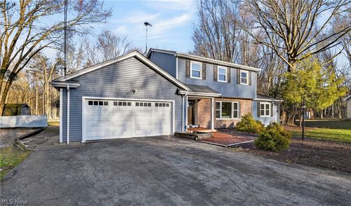 886 Ewing Rd, Boardman, OH, 44512-3219 | Card Image