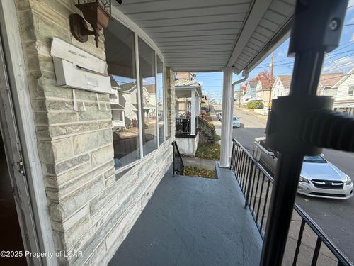71 Prospect St, Wilkes Barre, PA, 18702-4818 | Card Image