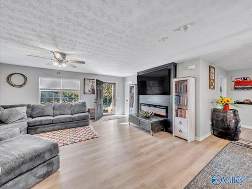 120 County Road 738, Cullman, AL, 35055-8996 | Card Image