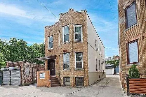 6456 Woodbine St, Ridgewood, NY, 11385-4654 | Card Image