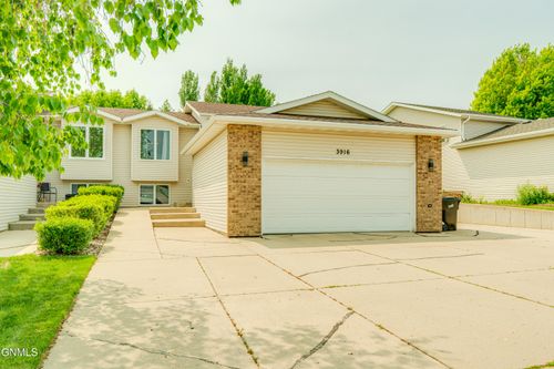 3916 Lockport St, Bismarck, ND, 58503-5540 | Card Image