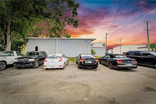 6503 E Broadway Ave, Tampa, FL, 33619-1743 | Card Image