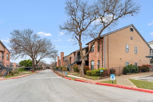 110-4803 Hamilton Wolfe Rd, San Antonio, TX, 78229-4338 | Card Image