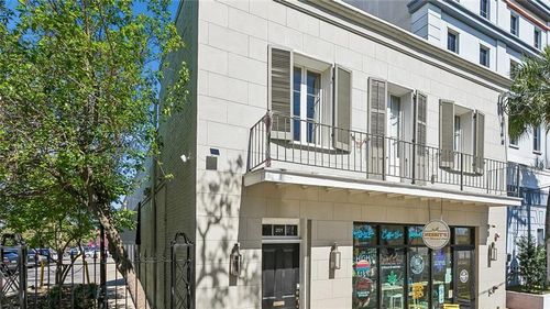 201-427 Esplanade Ave, New Orleans, LA, 70116-2014 | Card Image