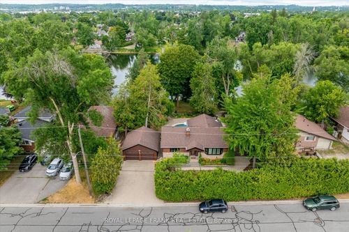 256 Sherin Ave, Peterborough, ON, K9J1B6 | Card Image