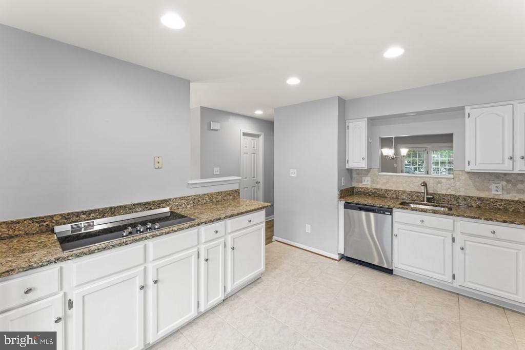 Residential Lease in ALEXANDRIA 5