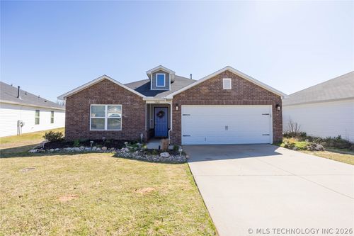 15019 S 284th East Ave, Coweta, OK, 74429-7518 | Card Image