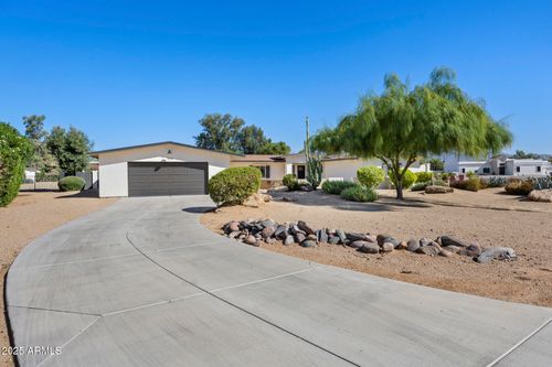 7836 E Davenport Dr, Scottsdale, AZ, 85260-4022 | Card Image