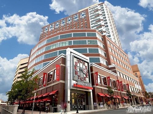 2109-110 Somerset St, New Brunswick, NJ, 08901-4811 | Card Image