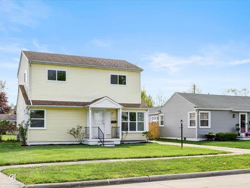 23740 Glenbrook St, Saint Clair Shores, MI, 48082-2502 | Card Image