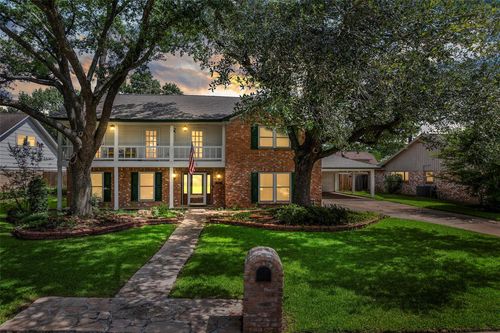 8114 Coolshire Ln, Houston, TX, 77070-4202 | Card Image