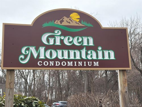 90-23 Crescent Dr, Thiells, NY, 10984-1654 | Card Image