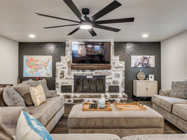 11 Port Duncan Blvd, House other with 3 bedrooms, 3 bathrooms and null parking in Afton OK | Image 6