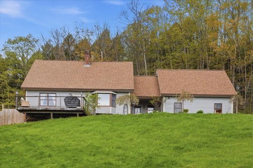 33 Valley View Road, Berlin, VT, 05679 | Card Image