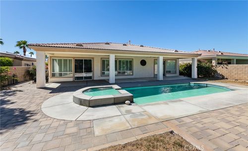 74064 Chinook Cir, Palm Desert, CA, 92211-2076 | Card Image