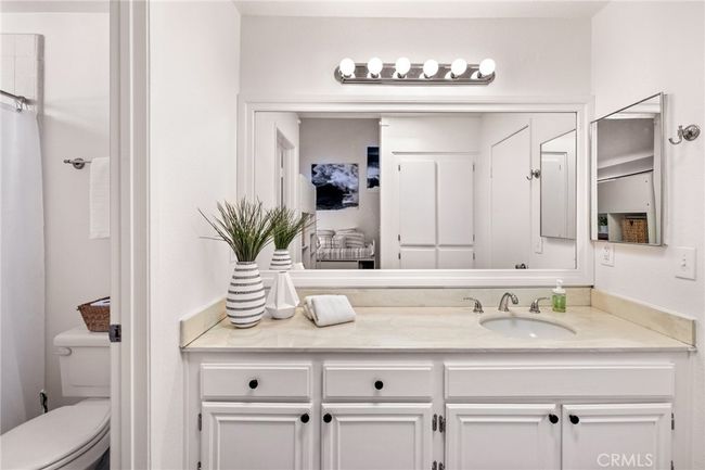 G - 2715 Vanderbilt Ln, Townhouse with 2 bedrooms, 3 bathrooms and 2 parking in Redondo Beach CA | Image 45