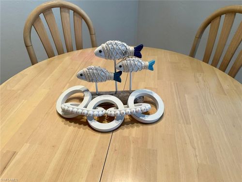 9391 Lennex Ln, FORT MYERS, FL, 33919-4322 | Card Image