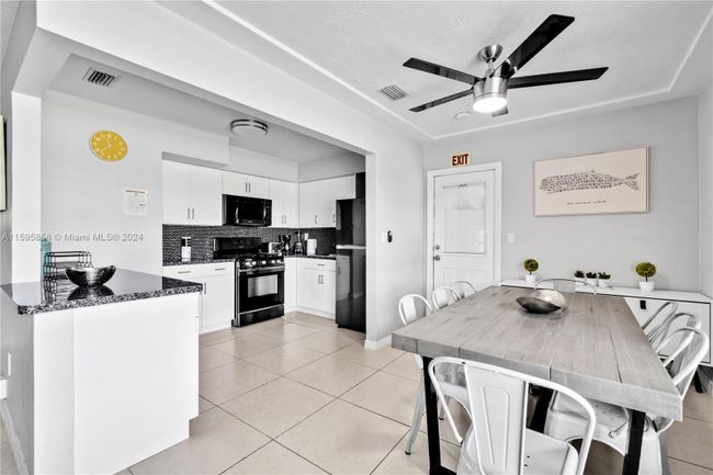 1510 N 73rd Way, House other with 4 bedrooms, 2 bathrooms and null parking in Hollywood FL | Image 8