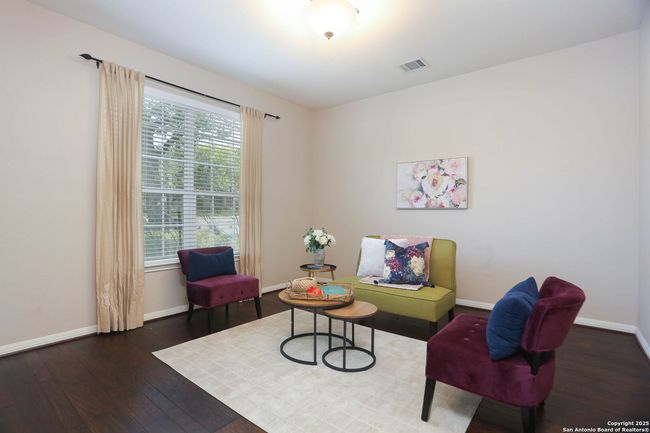9510 Loyal Vly, House other with 4 bedrooms, 3 bathrooms and null parking in San Antonio TX | Image 10