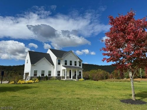 2 Drake Ct, Washington, NJ, 07882-1668 | Card Image
