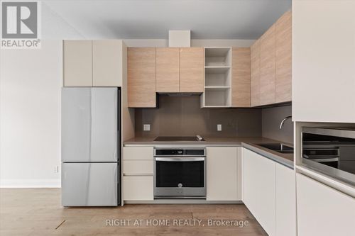 809-396 Highway 7 E, Richmond Hill (Doncrest), ON, L4B0G7 | Card Image