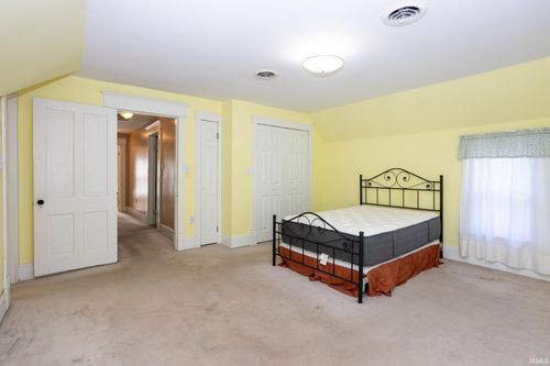 1138 M St, Bedford, IN, 47421-2929 | Card Image