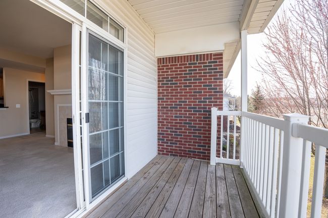 5499 Twin Oaks Dr, Condo with 2 bedrooms, 2 bathrooms and null parking in Sterling Heights MI | Image 12
