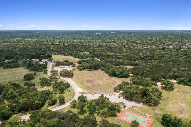 10933 Beachmont Ln, House other with 5 bedrooms, 3 bathrooms and 2 parking in Austin TX | Image 38